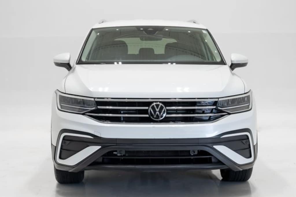 Used 2023 Volkswagen Tiguan 2.0T SE SUV