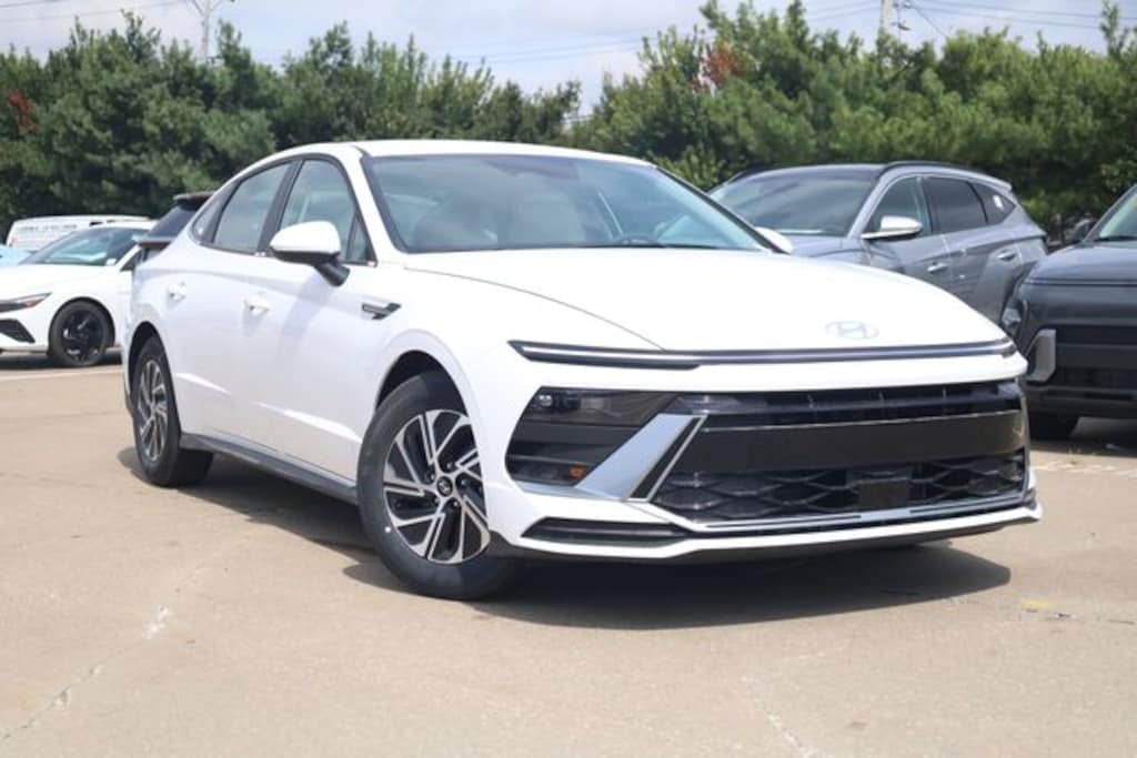 New 2026 Hyundai Sonata Hybrid Blue Sedan