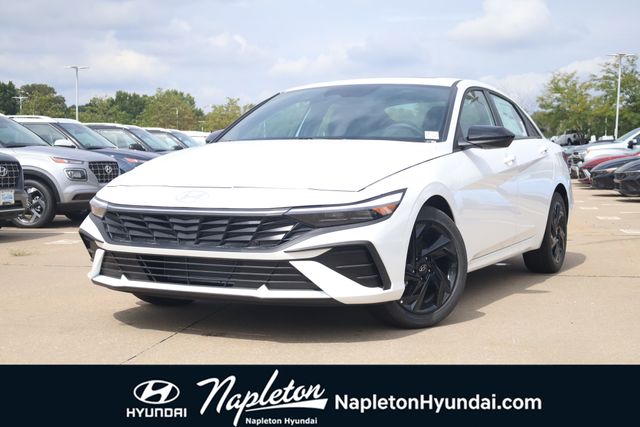 New 2026 Hyundai Elantra SEL Sport Sedan