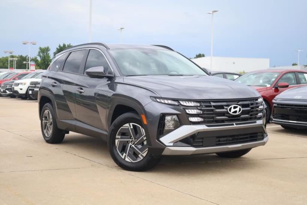 Used 2025 Hyundai Tucson Hybrid Blue SUV
