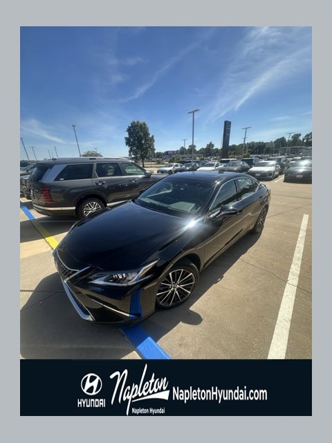 2025 Lexus ES Hybrid
