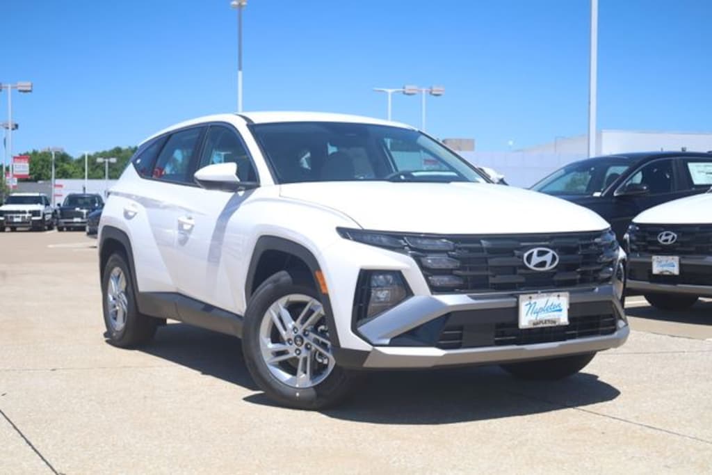 New 2026 Hyundai Tucson SE FWD SUV