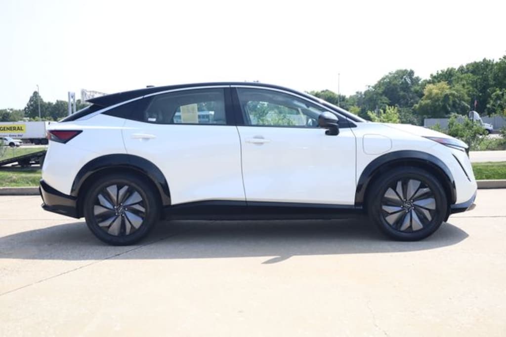 Used 2023 Nissan ARIYA ENGAGE SUV