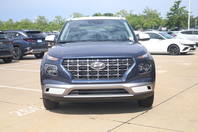 New 2026 Hyundai Venue SEL w/Two-Tone Roof SUV