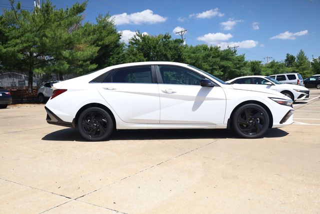 New 2026 Hyundai Elantra SEL Sport Sedan