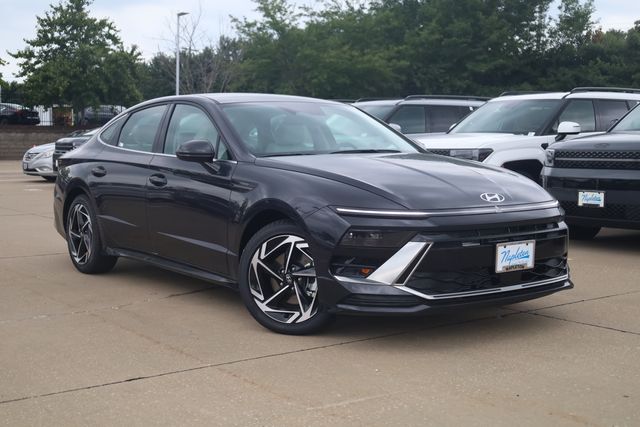 New 2026 Hyundai Sonata SEL Sport Sedan