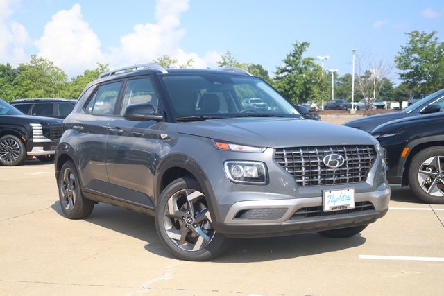 New 2026 Hyundai Venue SEL w/Two-Tone Roof SUV