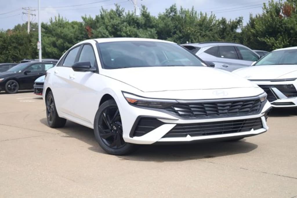 New 2026 Hyundai Elantra SEL Sport Sedan