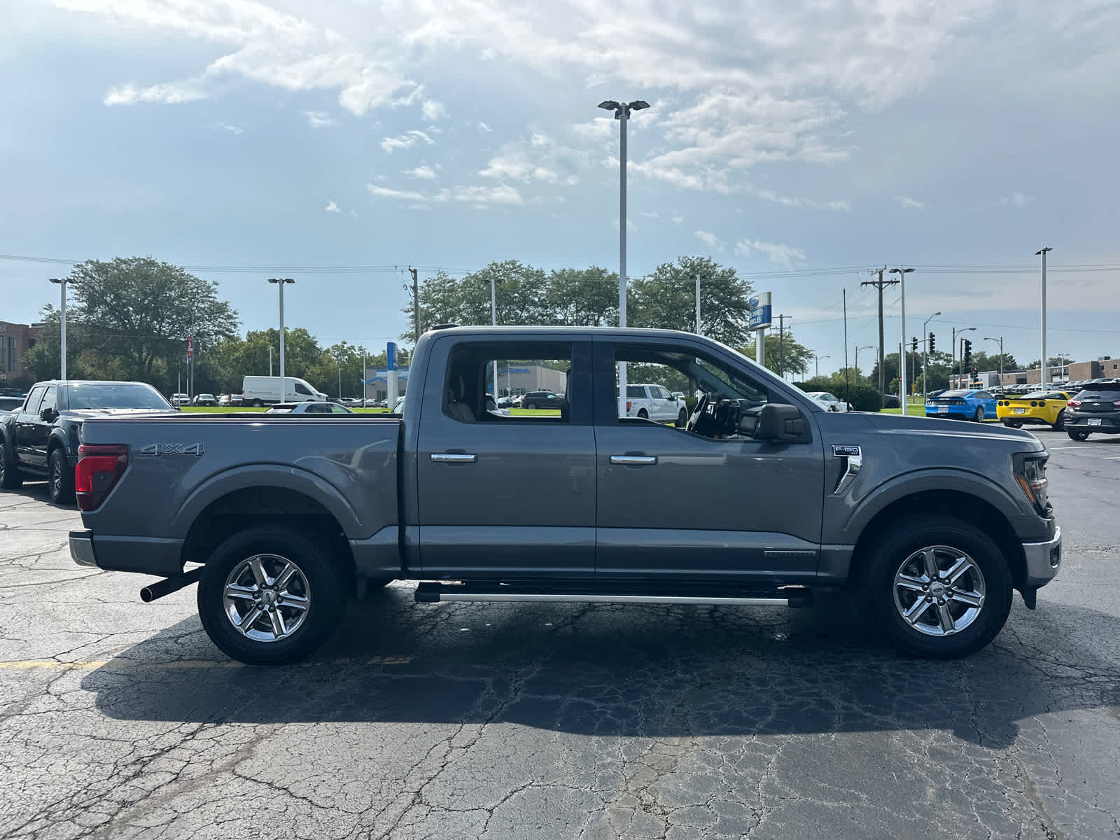 2024 Ford F-150 XLT - Photo 9