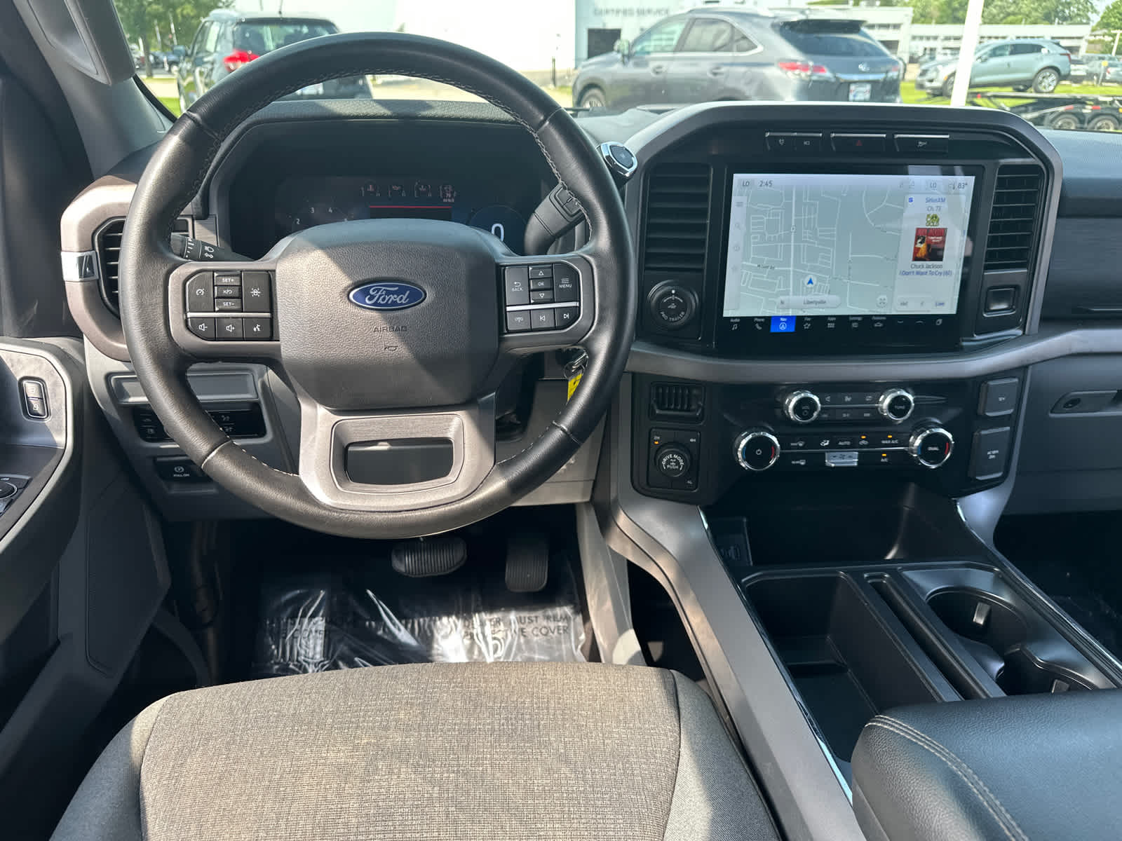 2024 Ford F-150 XLT - Photo 17