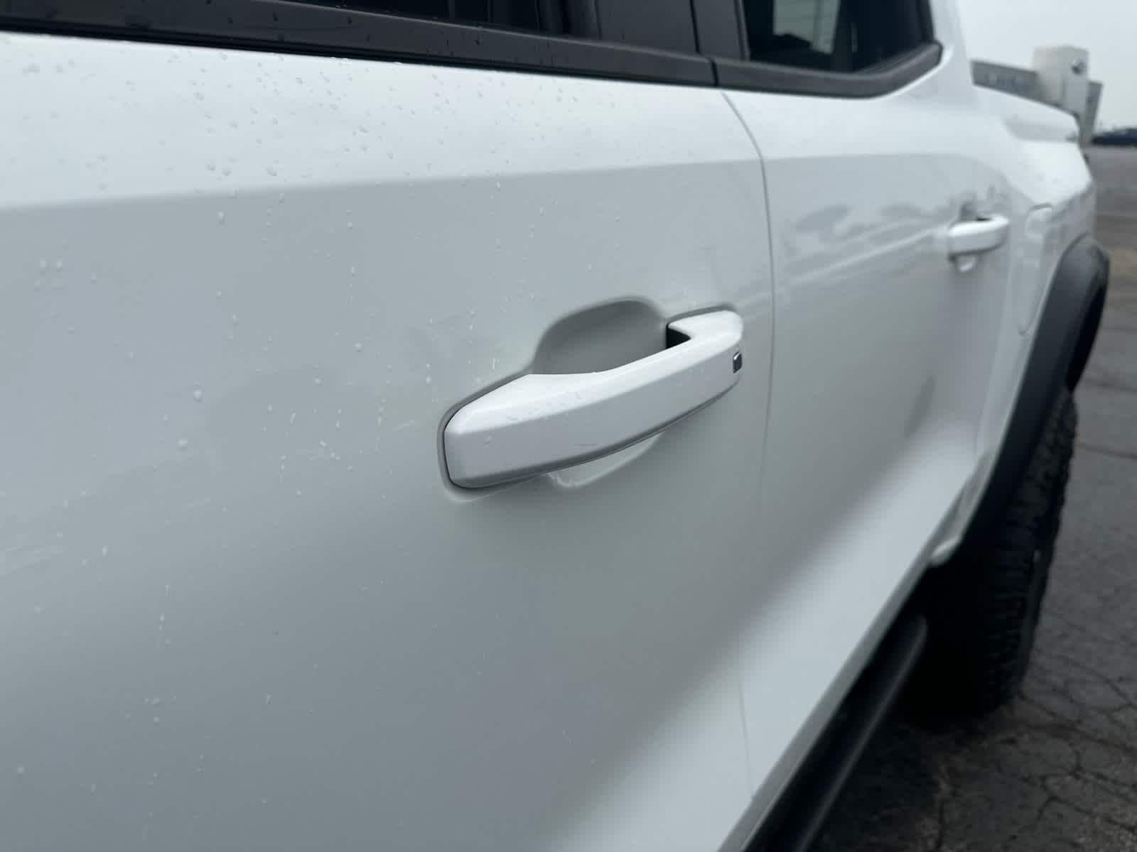 2023 Chevrolet Colorado ZR2 - Photo 13