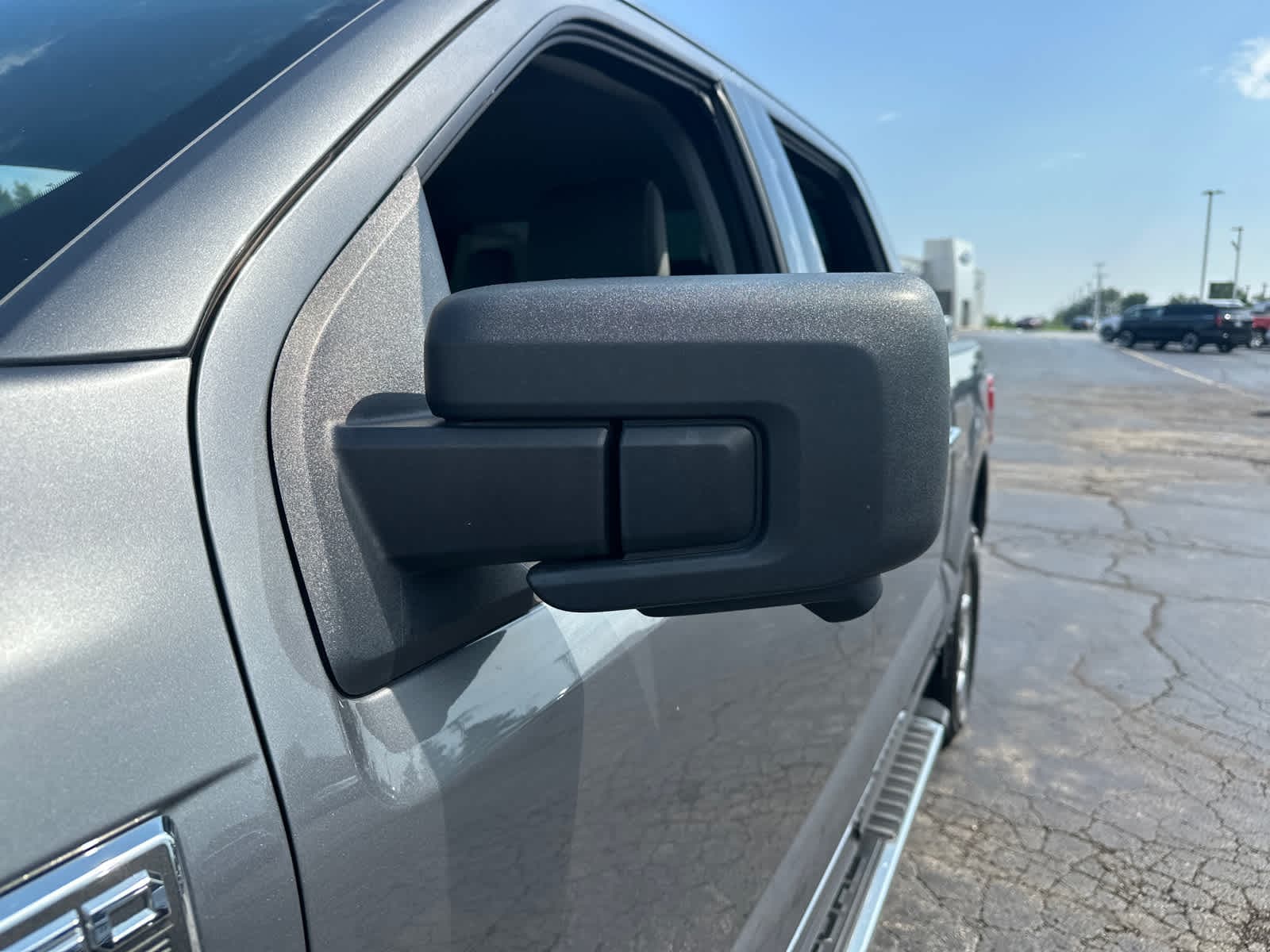 2024 Ford F-150 XLT - Photo 12
