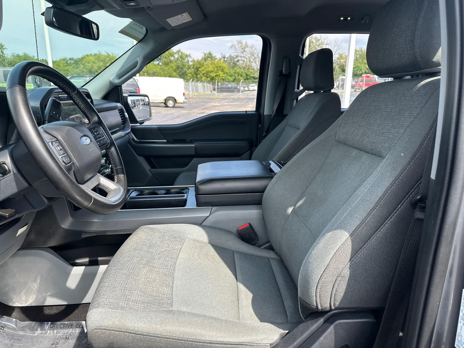 2024 Ford F-150 XLT - Photo 25