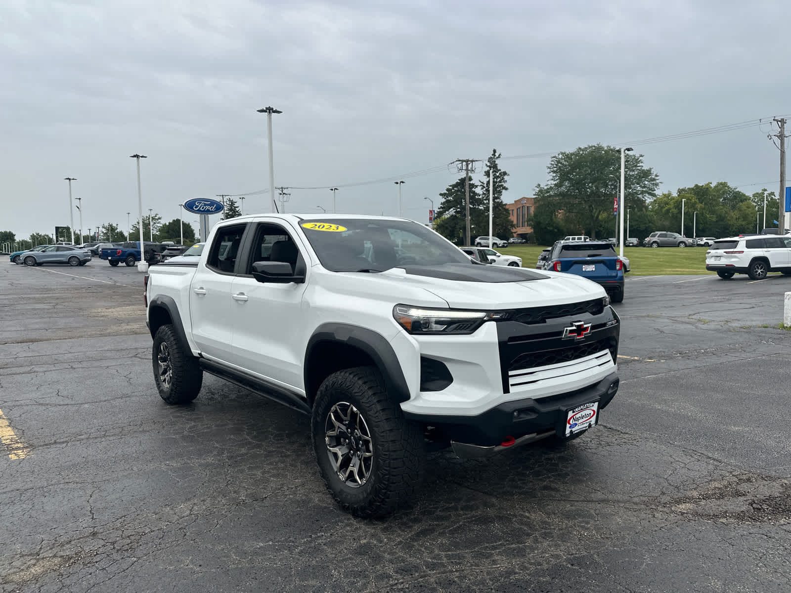 2023 Chevrolet Colorado ZR2 - Photo 10