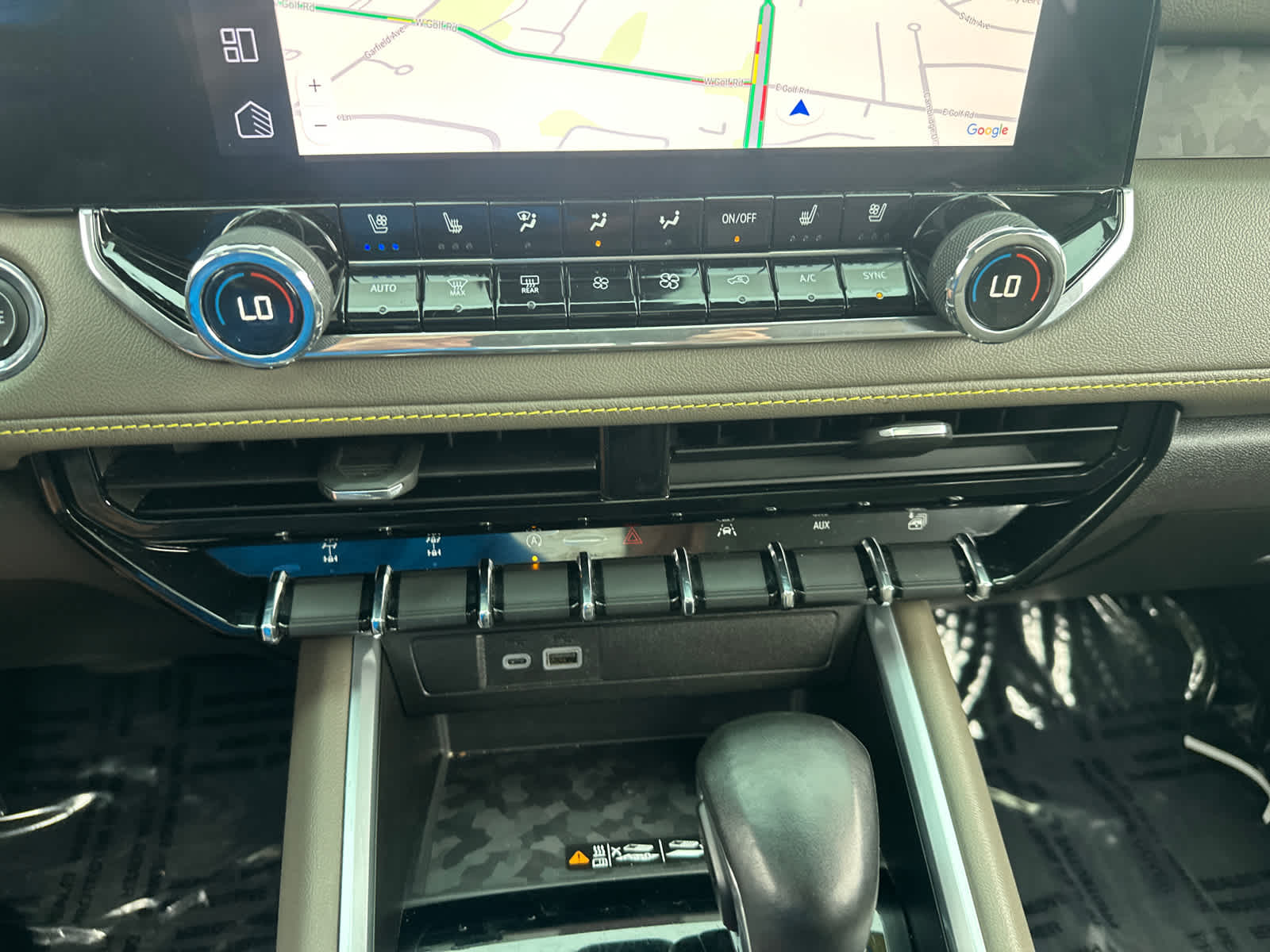 2023 Chevrolet Colorado ZR2 - Photo 23