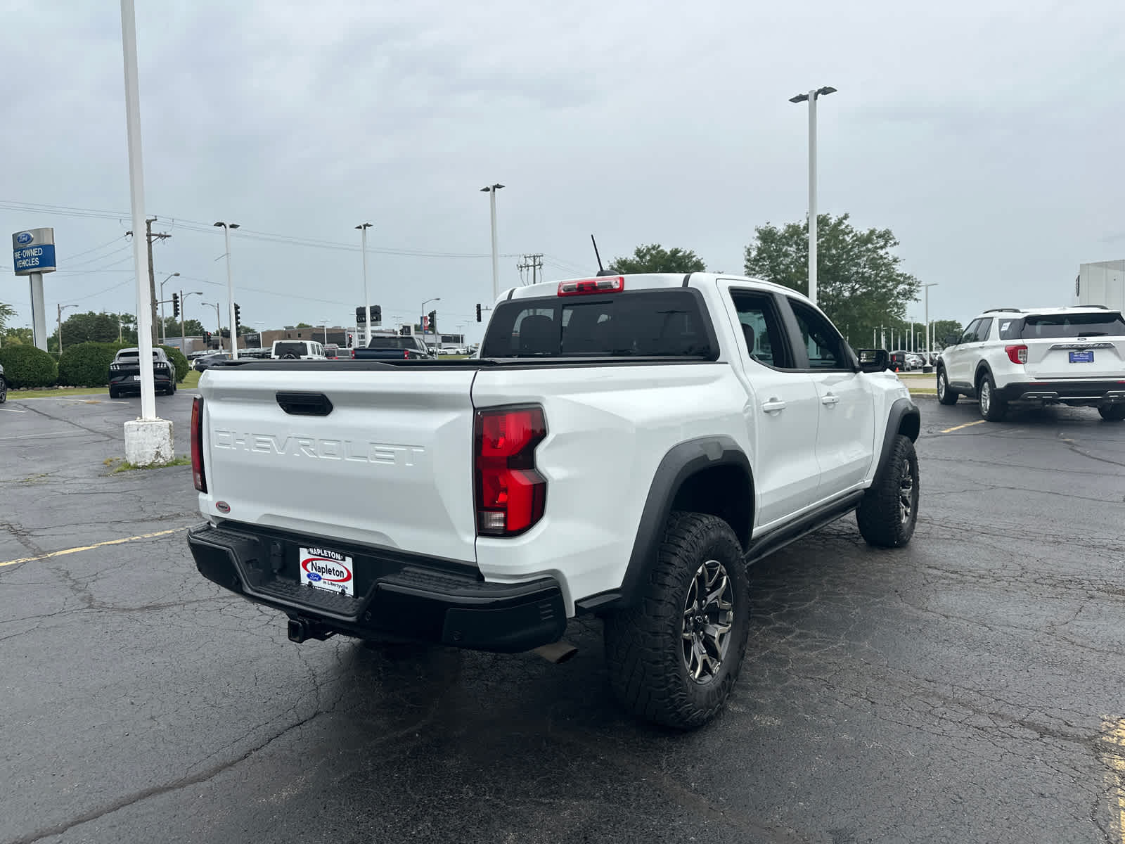 2023 Chevrolet Colorado ZR2 - Photo 8