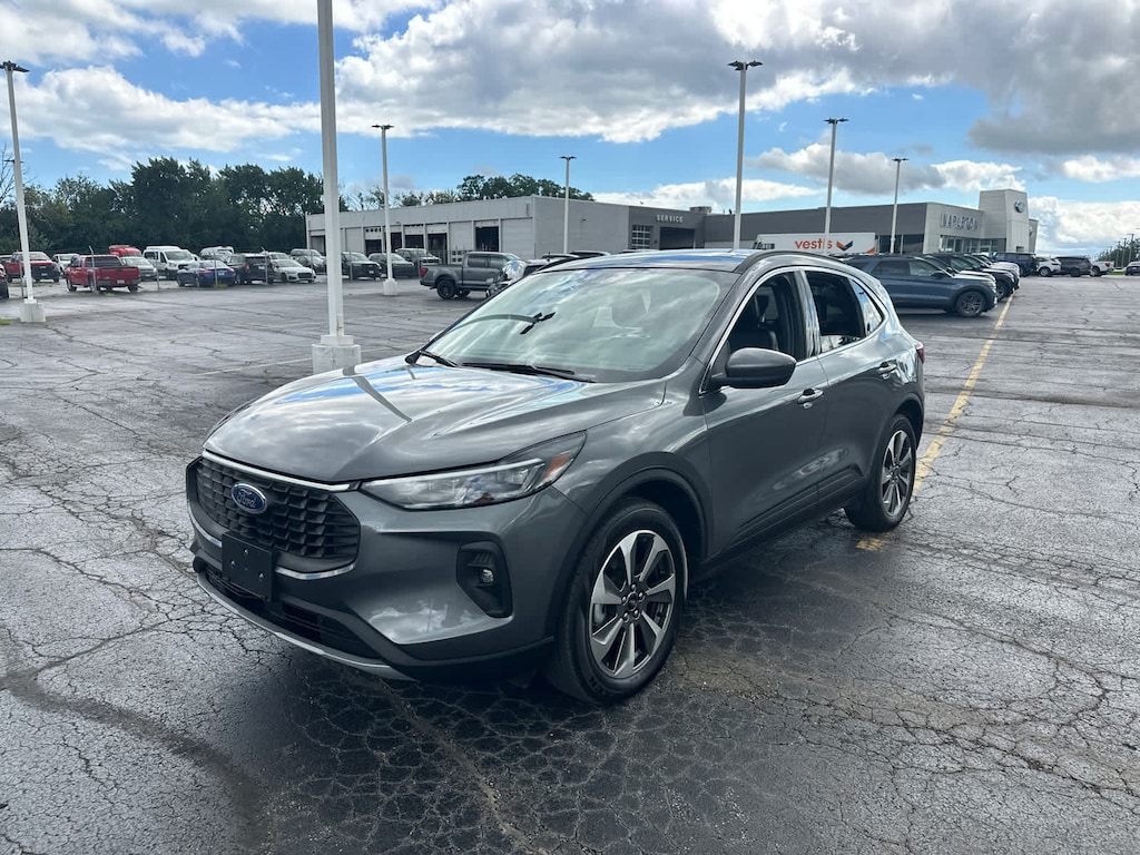 Certified 2025 Ford Escape Platinum SUV