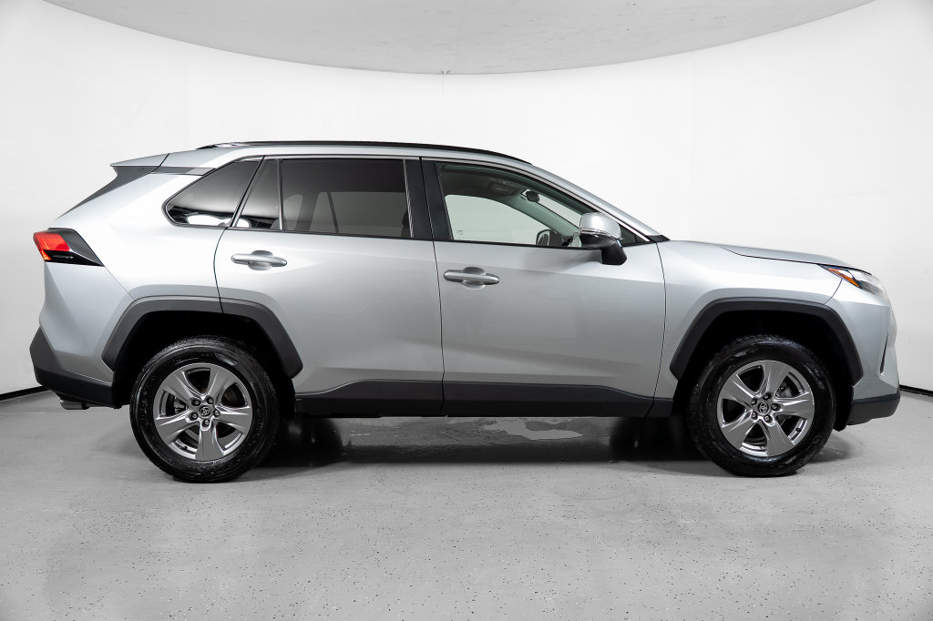 Used 2025 Toyota RAV4 XLE SUV
