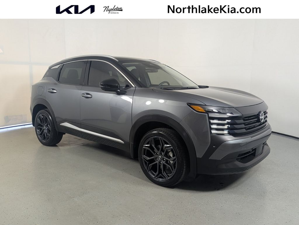 Used 2025 Nissan Kicks SR SUV