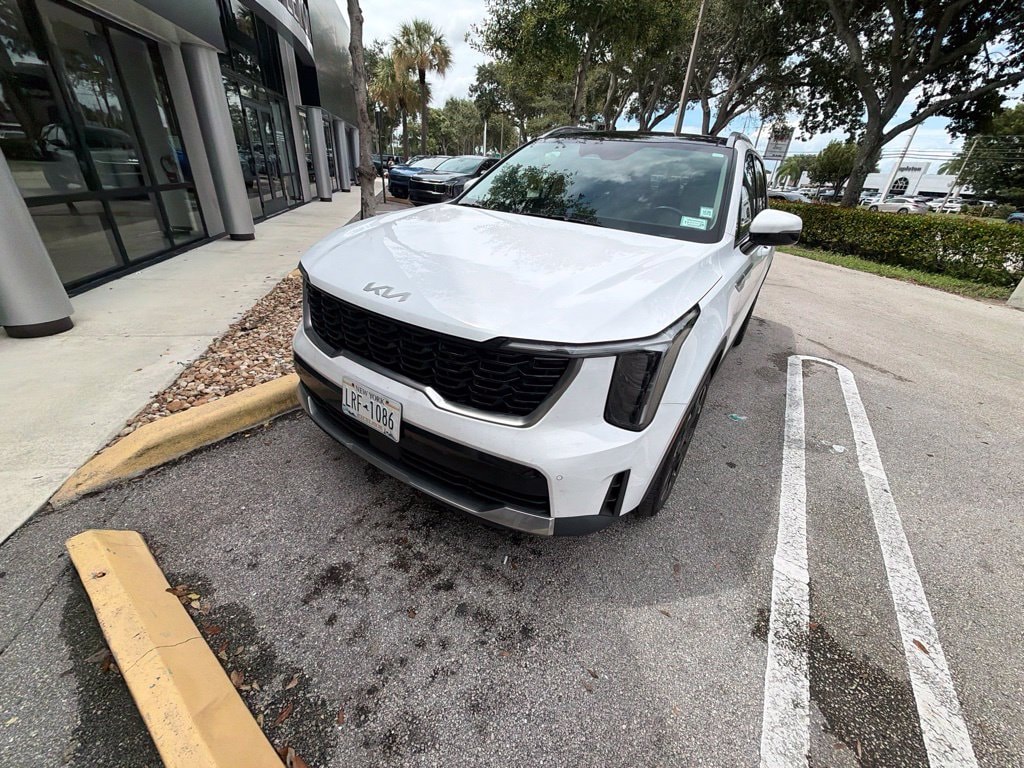 Used 2024 Kia Sorento EX SUV