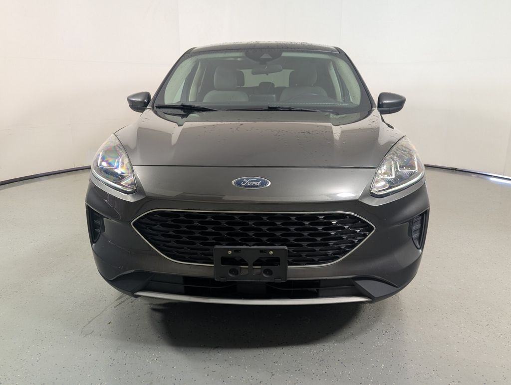 Used 2020 Ford Escape SE with VIN 1FMCU0G66LUA84104 for sale in Palm Beach Gardens, FL
