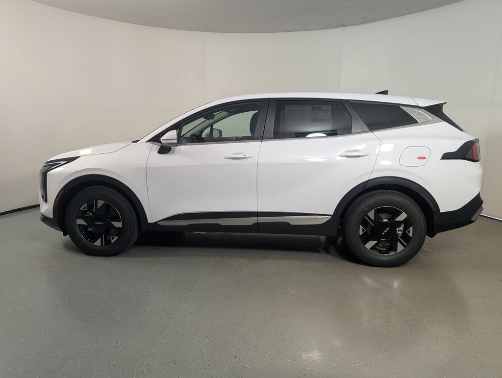 New 2026 Kia Sportage LX SUV
