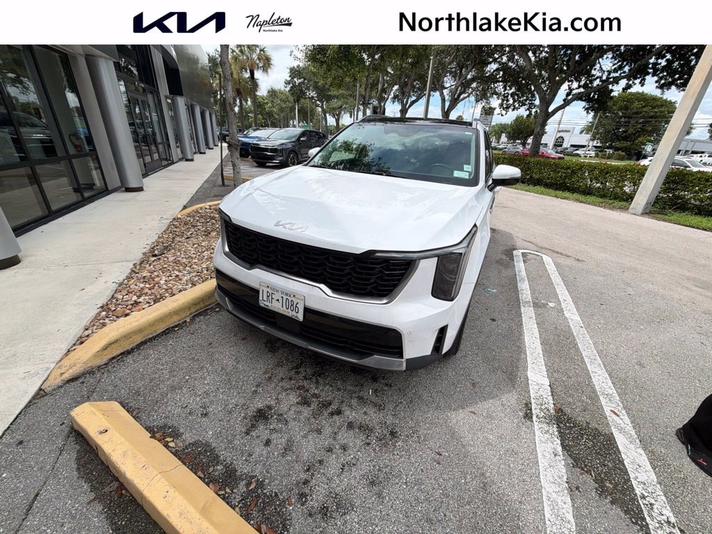 Used 2024 Kia Sorento EX SUV