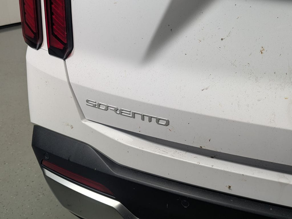 2026 Kia Sorento S - Photo 8