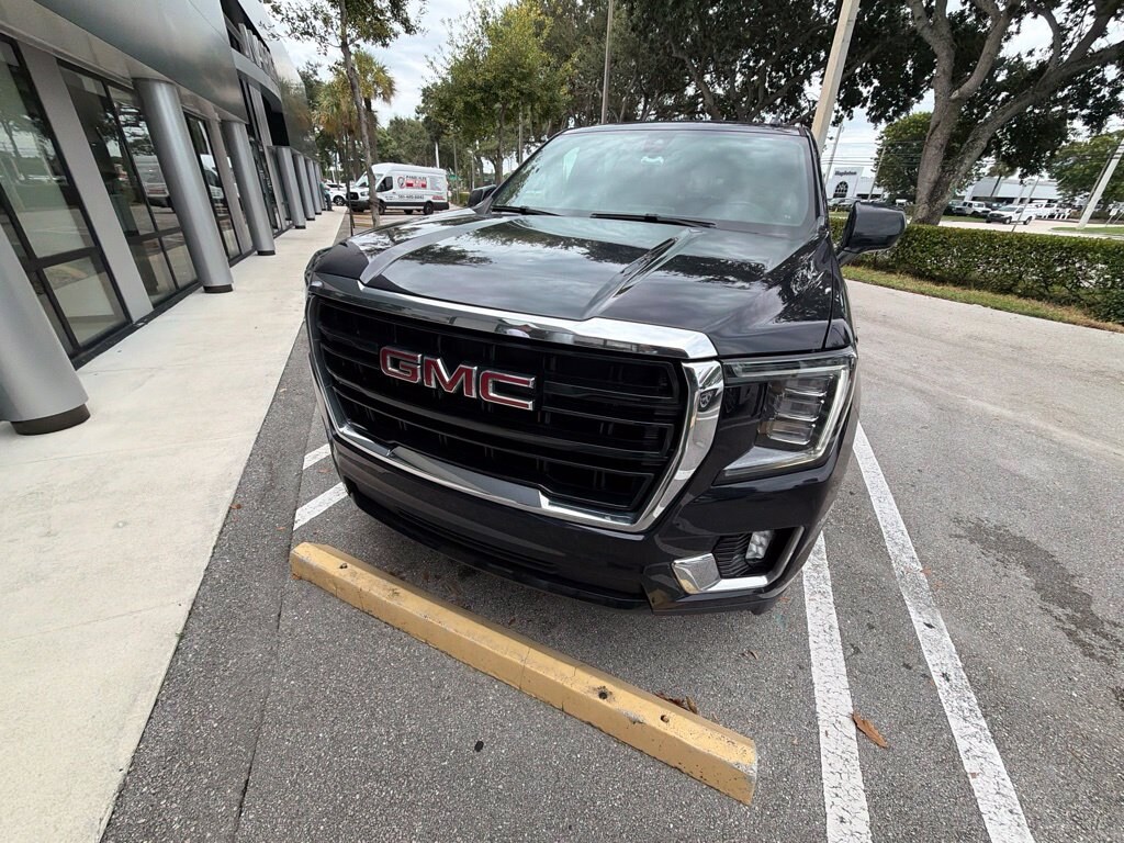 Used 2022 GMC Yukon SLE SUV