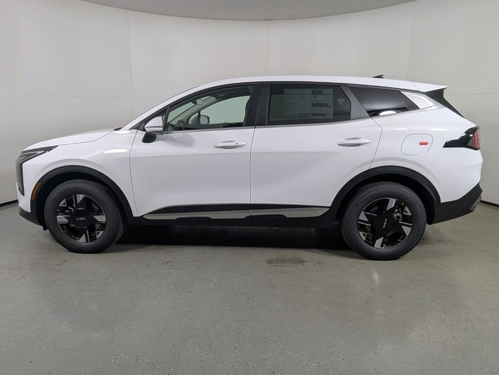 New 2026 Kia Sportage LX SUV