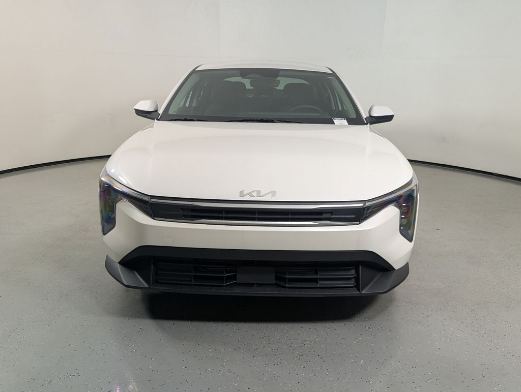 New 2026 Kia K4 LXS Sedan