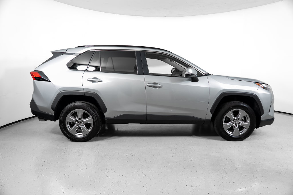 Used 2025 Toyota RAV4 XLE SUV