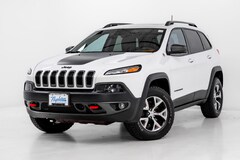 2016 Jeep Cherokee Trailhawk SUV