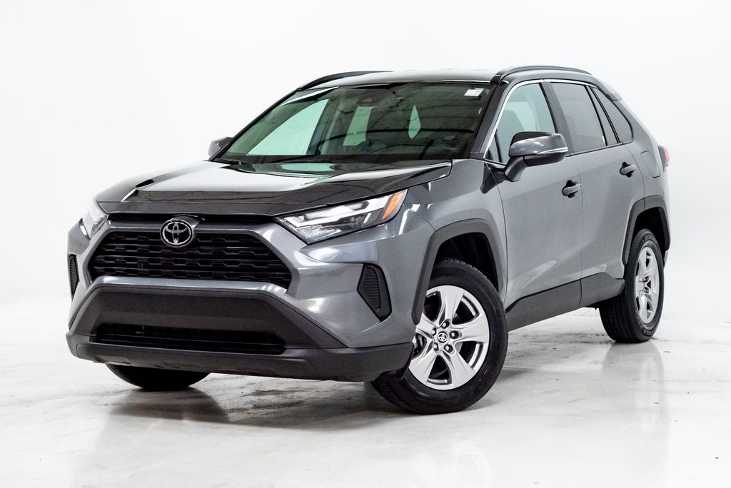 Used 2025 Toyota RAV4 XLE SUV