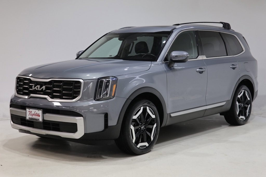 Used 2025 Kia Telluride S SUV