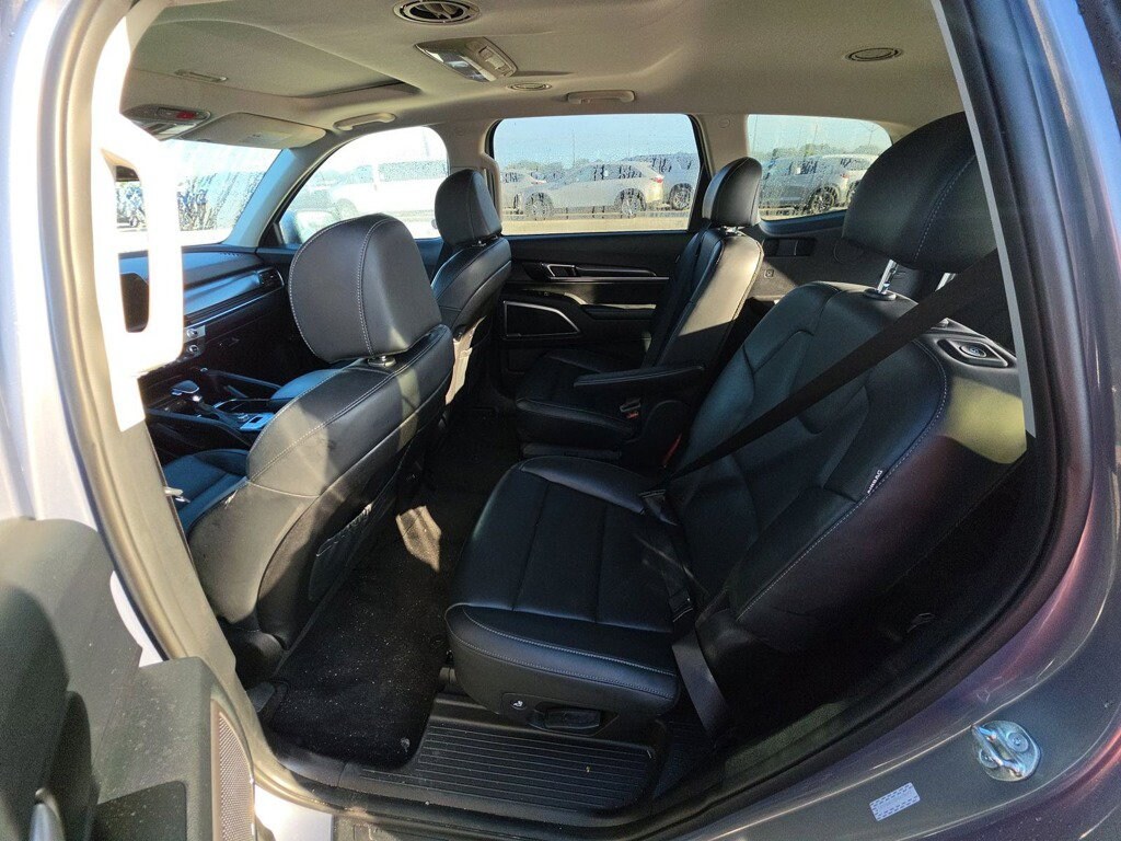 Used 2025 Kia Telluride S SUV