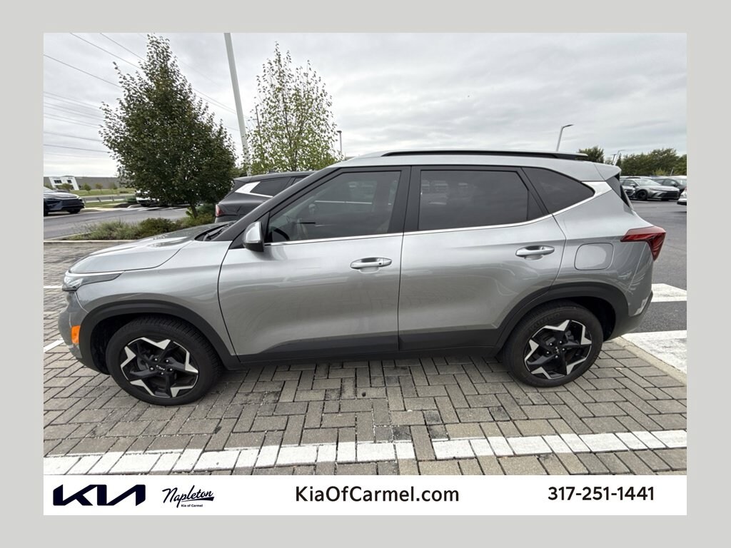 Used 2024 Kia Seltos EX SUV