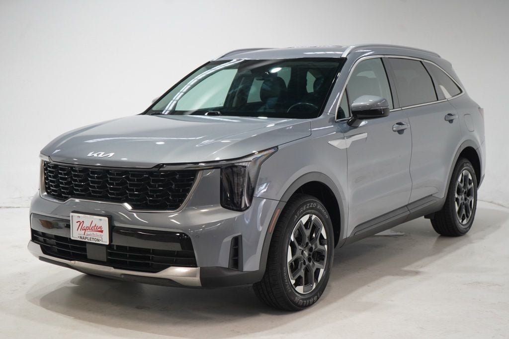 Used 2024 Kia Sorento S SUV