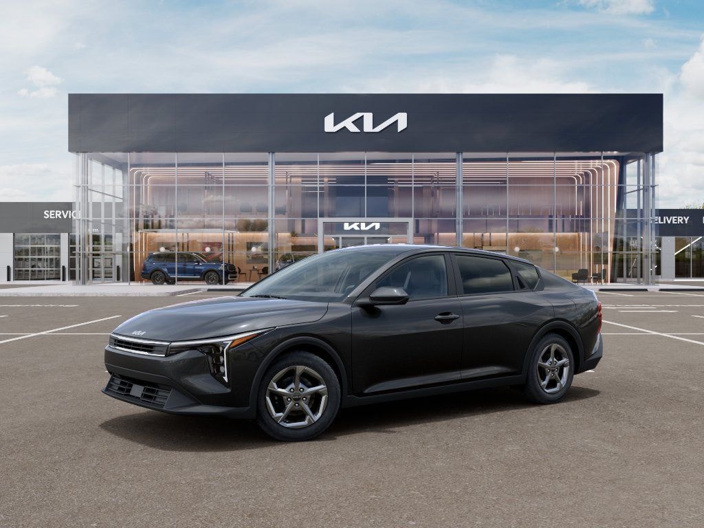 New 2026 Kia K4 LXS Sedan