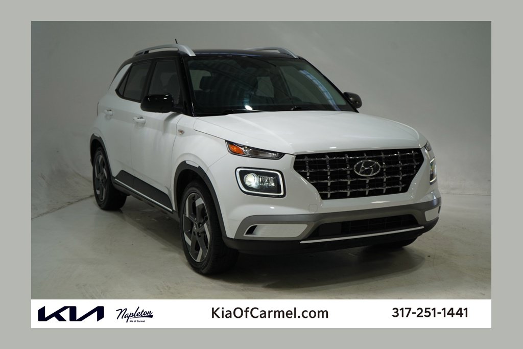 Used 2024 Hyundai Venue Limited SUV