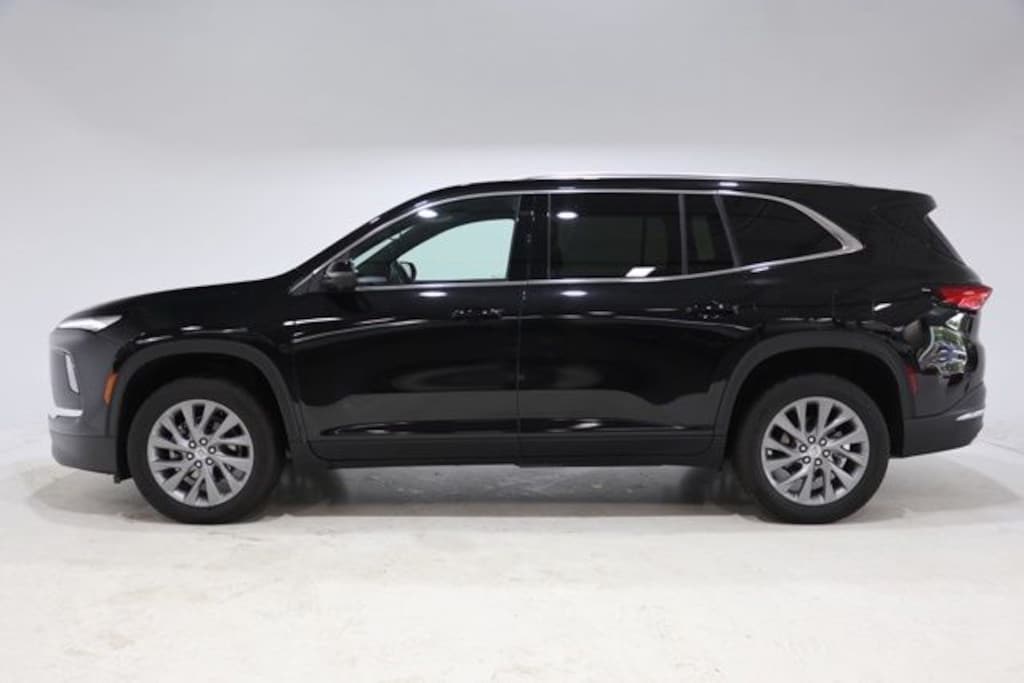 Used 2025 Buick Enclave Preferred SUV