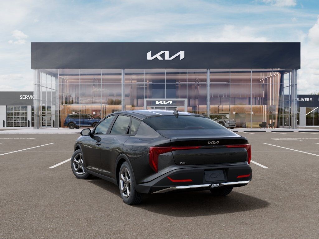 New 2026 Kia K4 LXS Sedan