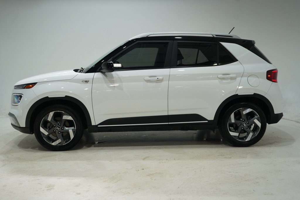 Used 2024 Hyundai Venue Limited SUV