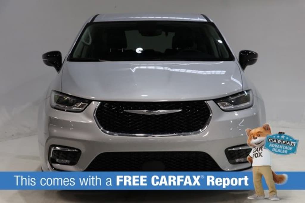 Used 2024 Chrysler Pacifica Touring L Minivan/Van
