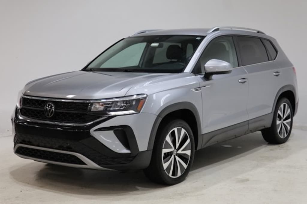 Used 2024 Volkswagen Taos 1.5T SE SUV
