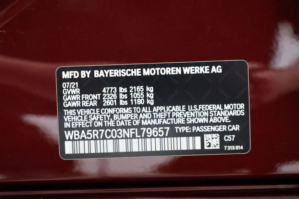 2022 BMW 3 Series 330i - Photo 35