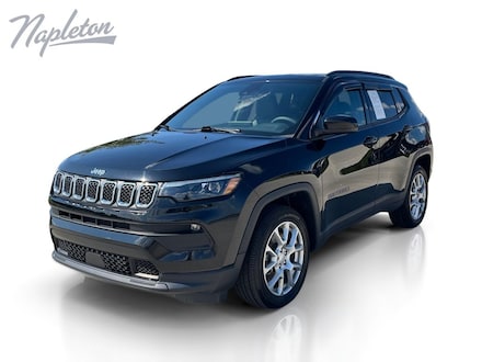 2023 Jeep Compass Latitude Lux SUV