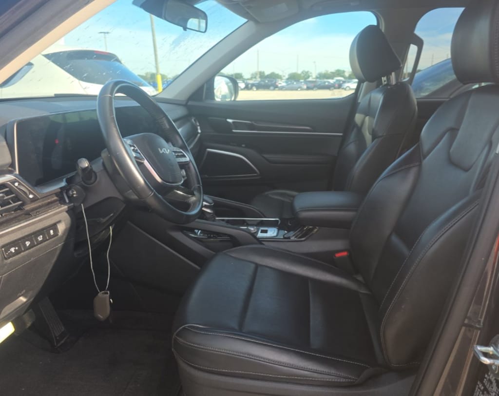 Used 2025 Kia Telluride S SUV