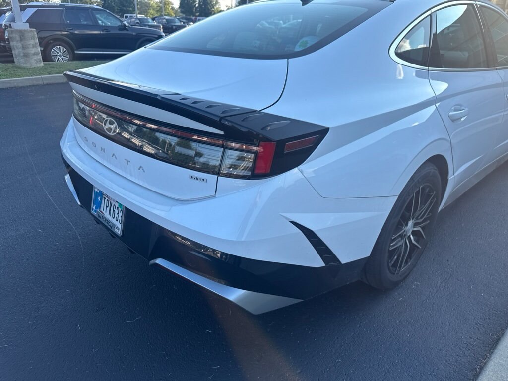Used 2024 Hyundai Sonata Hybrid SEL Sedan