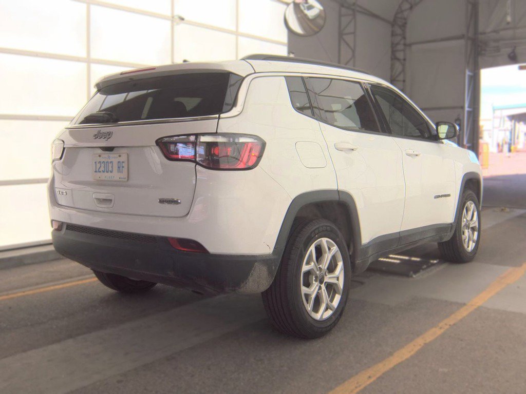 Used 2025 Jeep Compass Latitude SUV